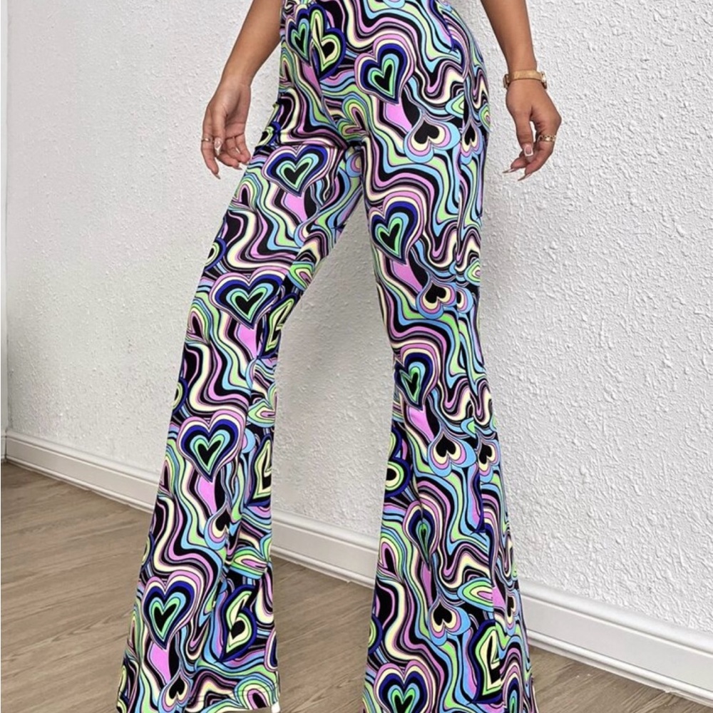 Colorful Heart Patterned Women's Reflective Flare Pants